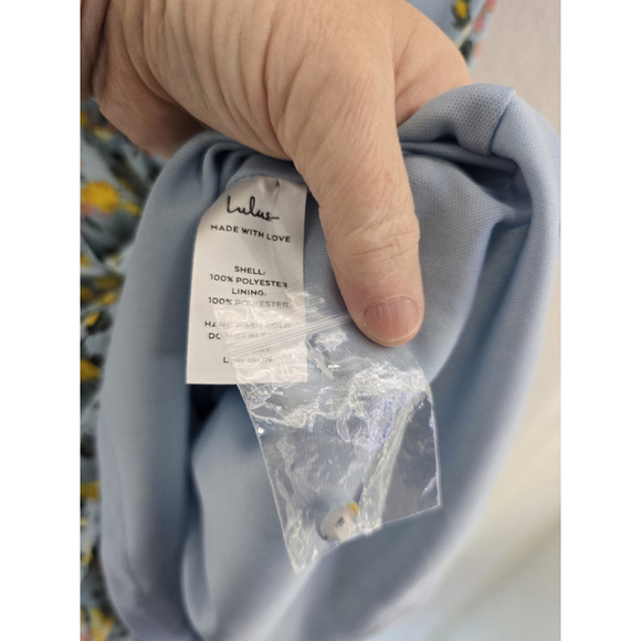 Lulus Shirt Tiered Ruffled Blue/yellow Floral Dress. NWOTLadies Size Small - Picture 9 of 15